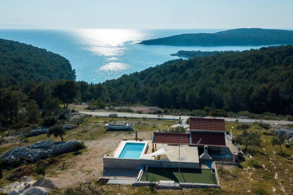 Isolated Paradise Adio Mare Milna  Exteriér fotografie